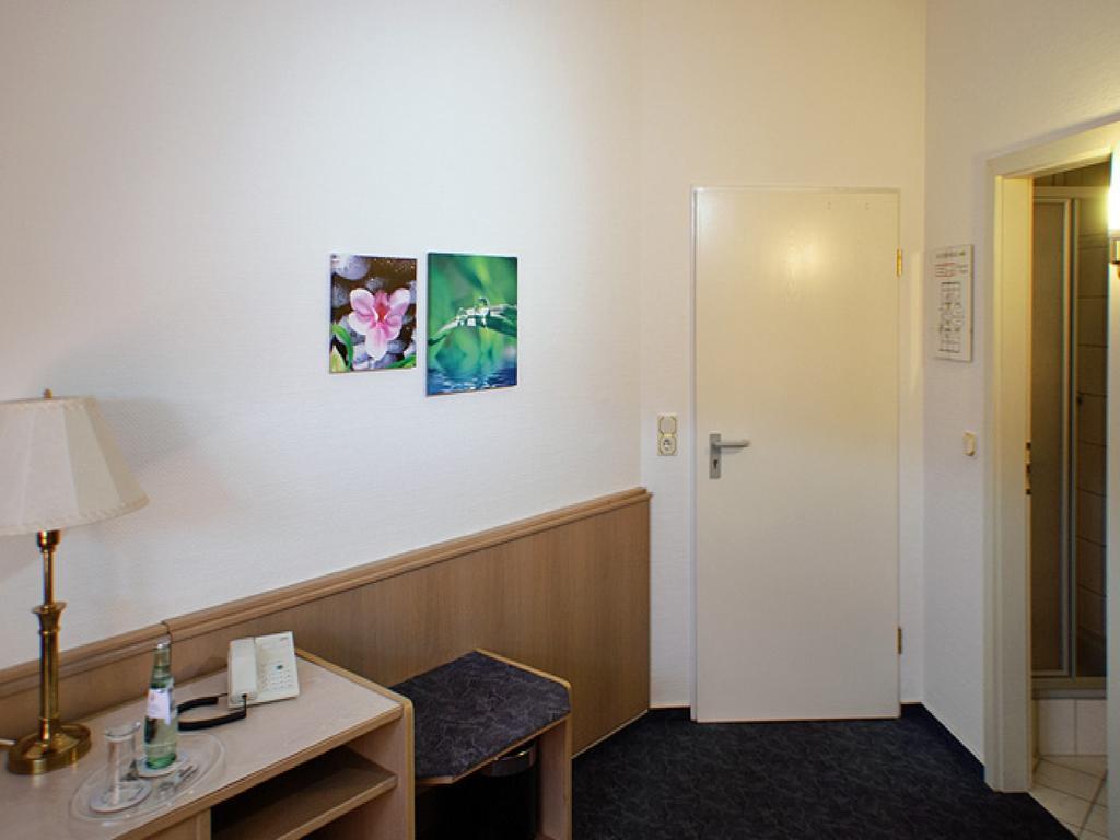 Hotel Fuerstenberg Eisenhüttenstadt 部屋 写真